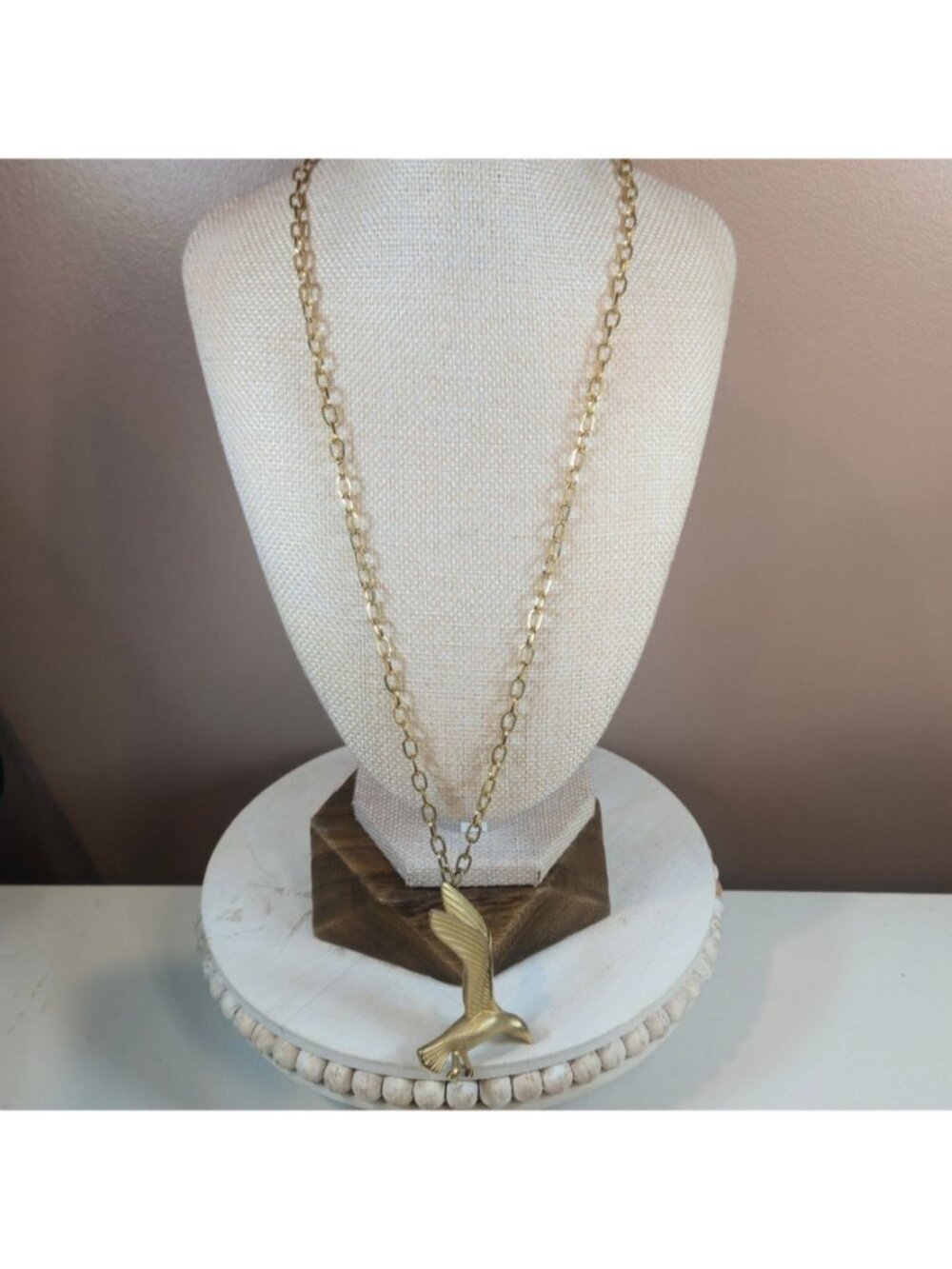 Vintage Giovanni Brushed Gold-Tone Seagull Pendant Necklace Textured Long Chain - Picture 3 of 14